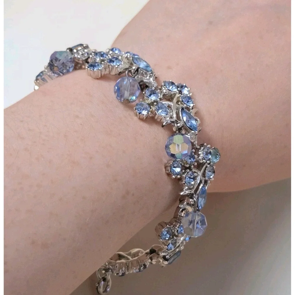 Vtg Coro Blue Aurora Borealis Rhinestone Bracelet Silver Tone Dangle Beaded 7.5